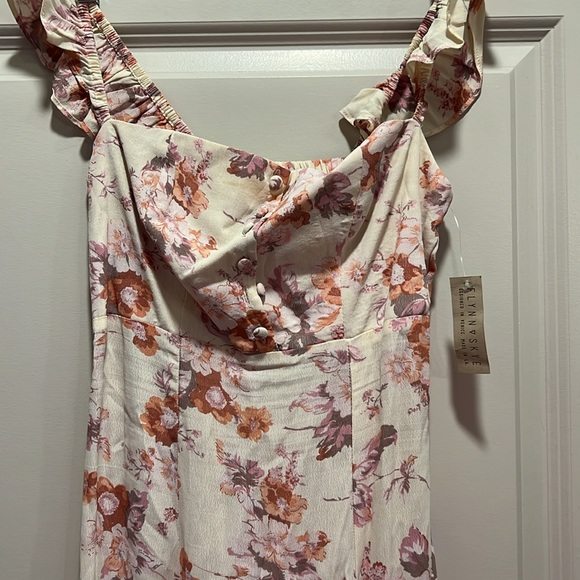 Flynn Skye Bardot Maxi Cream Blossoms - Picture 3 of 3